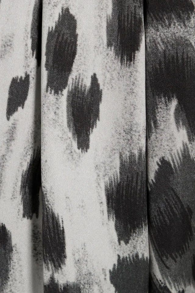 Stella McCartney Pleated Leopard-Print Silk-Satin Tapered Pants in Black, photo 4 of 4 from THE OUTNET