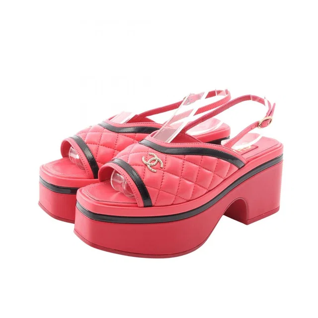 Chanel Sandals CC Logo Quilted Thick Sole Leather Patent in Patent leather from The Reluxe