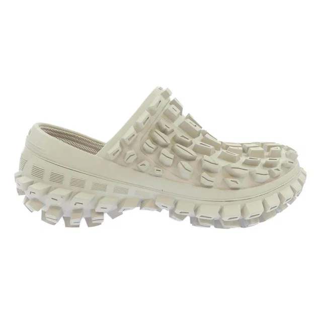 Balenciaga Leather Sandals in Leather from LuxUness
