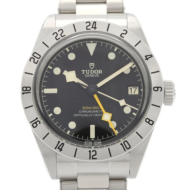 Tudor Black Bay Pro M79470-0001 SS Automatic in Dial color: black Case: stainless steel Bracelet: stainless steel from KOMEHYO