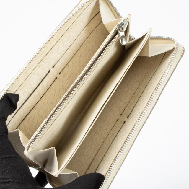 Louis Vuitton Ivoire Epi Zippy Wallet in Leather from Labellov, photo 3 of 3