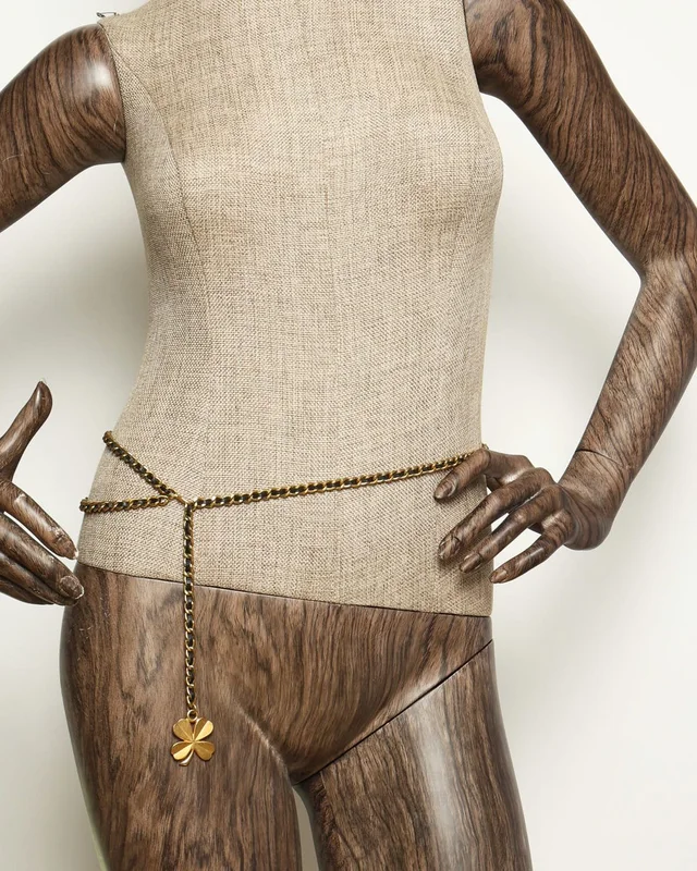 Chanel Clover Leather Chain Belt in Leather from A Retro Tale, photo 4 of 4