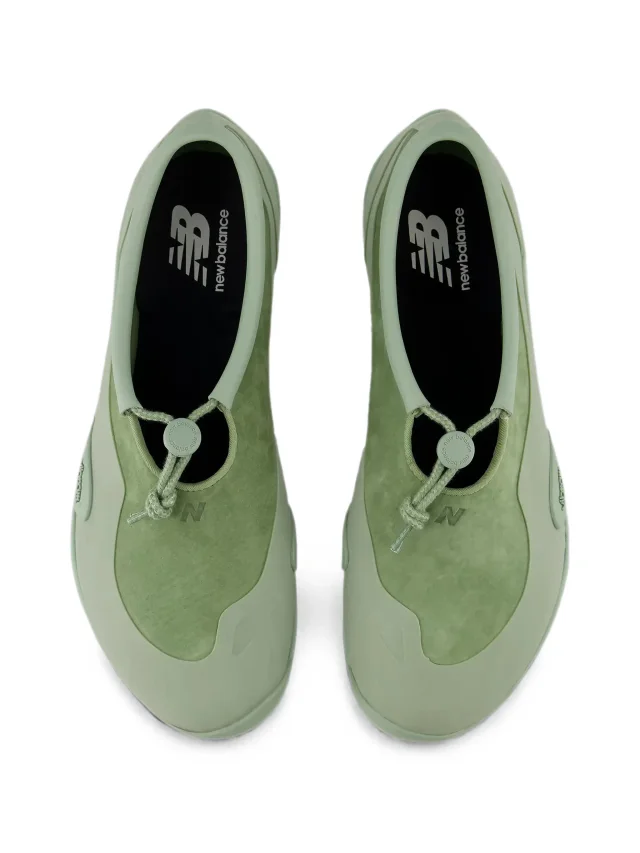 New Balance MT10T drawstring sneakers, photo 2 of 2 from FARFETCH