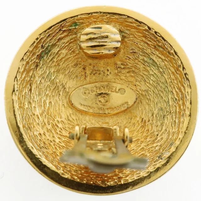 Chanel Matelasse Earrings in Gold Gold-plated metal from LuxUness, photo 7 of 7
