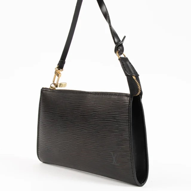Louis Vuitton Epi Leather Pochette Accessoires in Black Leather from Labellov, photo 2 of 7