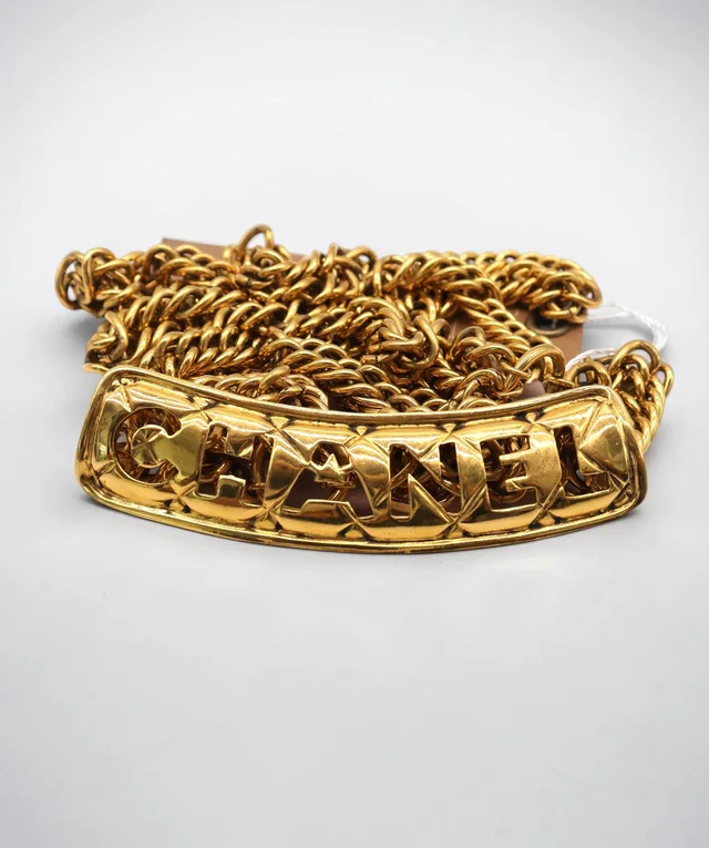 24k Gold GIlded Vintage 'Chanel' Belt in Gold Leather from Luxury Promise, photo 2 of 2