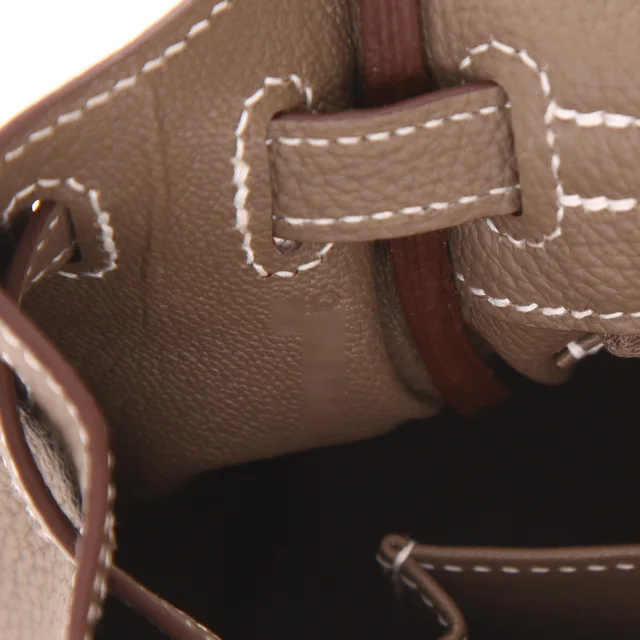 Hermès Kelly 25 cm handbag in Taupe Togo leather from Collector Square, photo 6 of 6