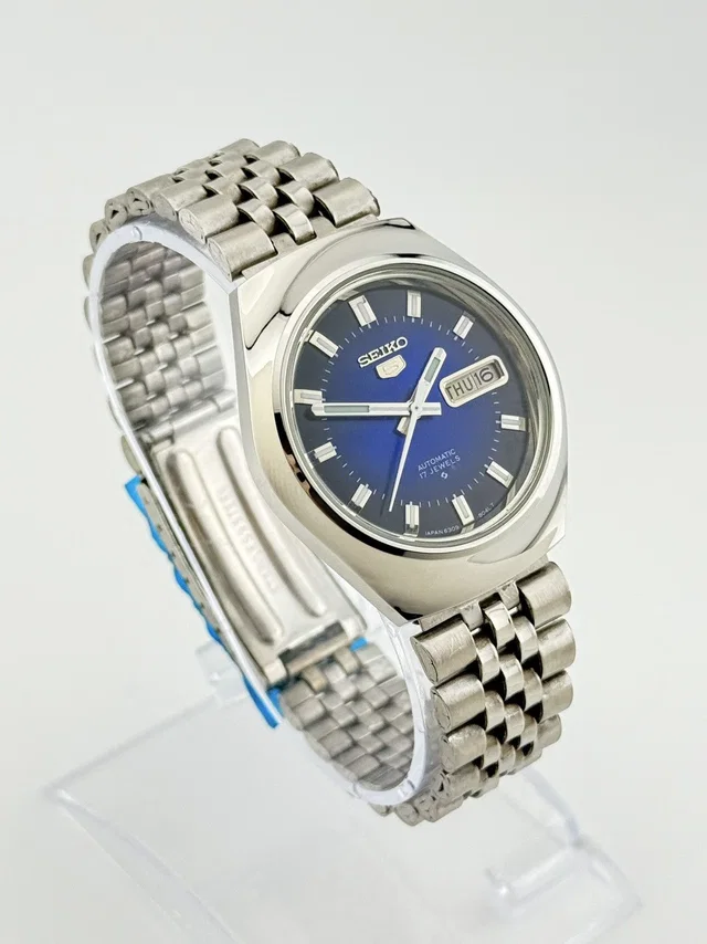 Seiko Vintage 5 Automatic Blue Gradient Dial 36Mm Wristwatch in blue from Grailed