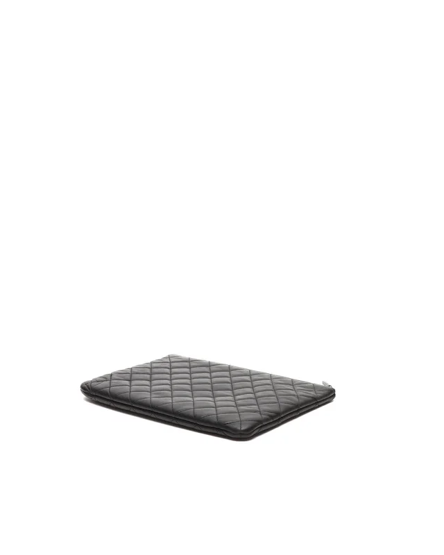 Chanel O-Case Clutch Bag in Leather from A Retro Tale, photo 5 of 9