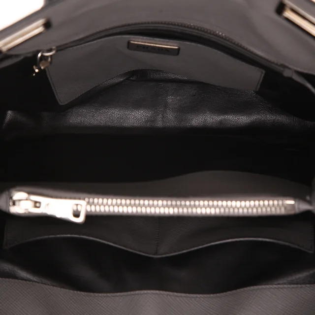 Prada Galleria medium-sized handbag in Grey Saffiano leather from Collector Square, photo 4 of 4