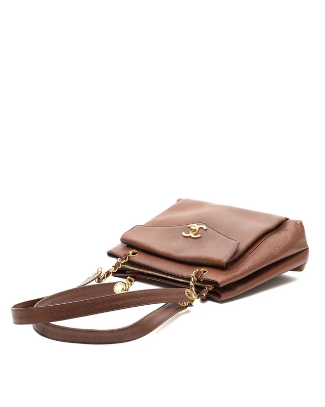 Chanel Caviar CC Tote Bag in Caviar leather from A Retro Tale, photo 5 of 16