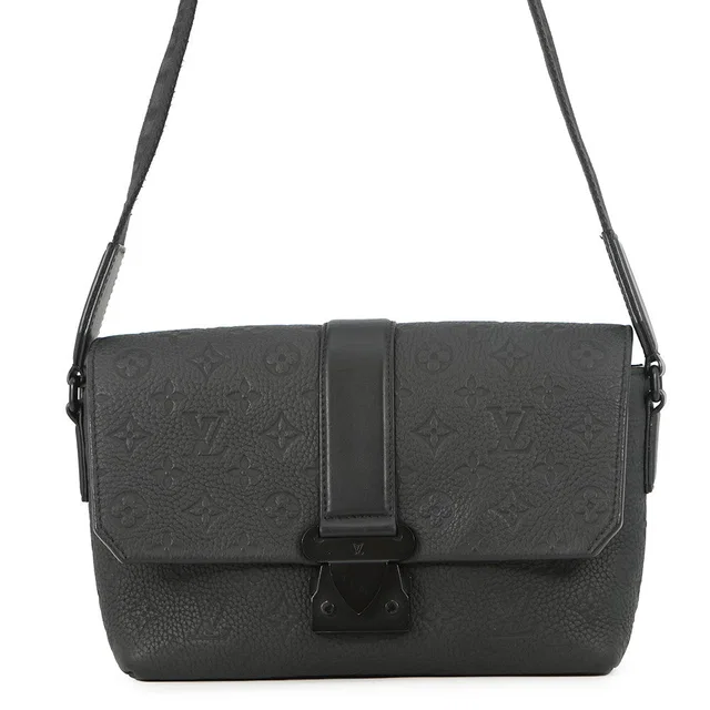 Louis Vuitton S Cape Messenger NoirM23741 Monogram・Taurillon from GALLERY RARE