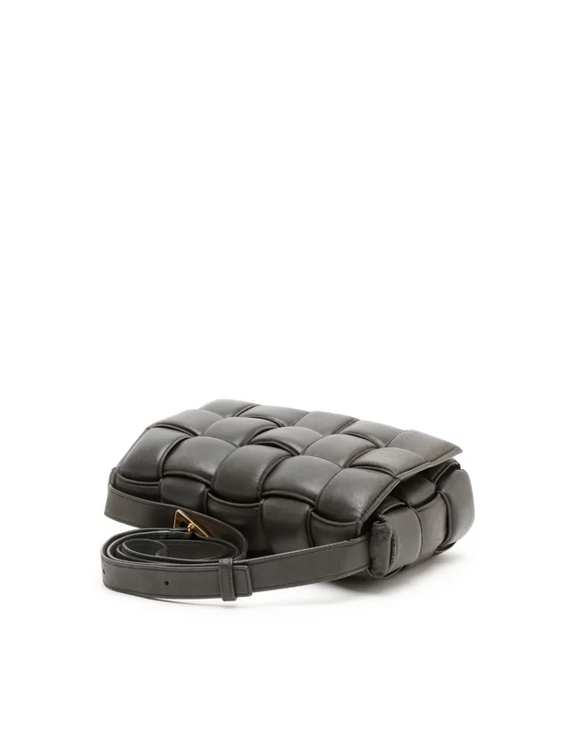 Bottega Veneta Padded Cassette Bag in Woven leather from A Retro Tale, photo 5 of 9