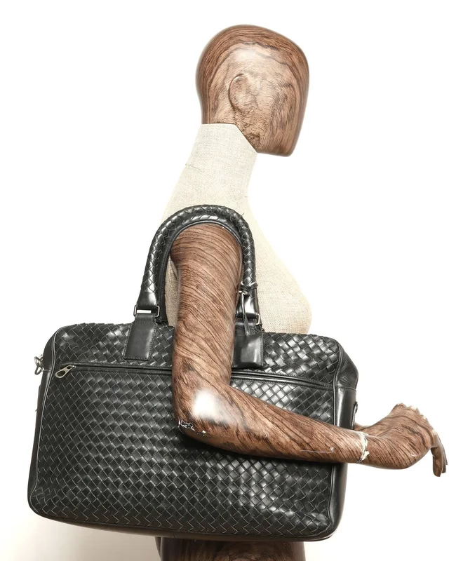 Bottega Veneta Large Intrecciato Business Bag in Woven leather from A Retro Tale, photo 11 of 11