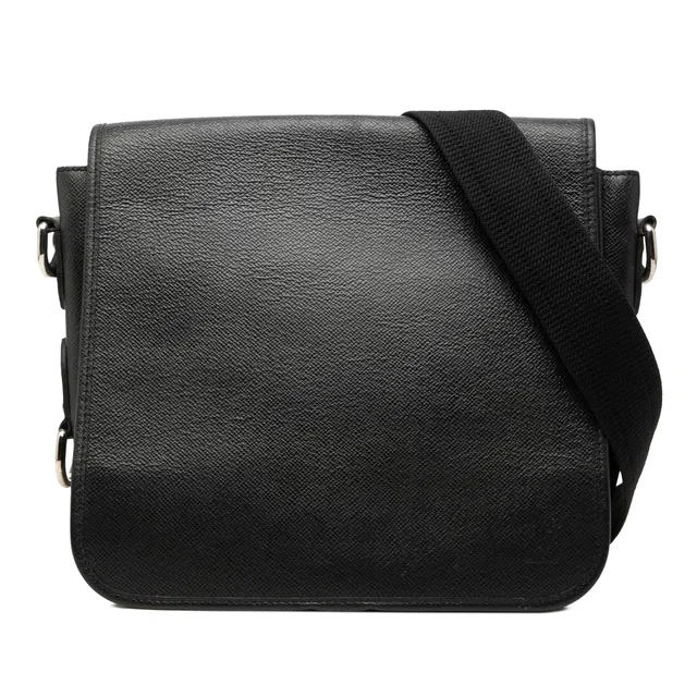 Black Louis Vuitton Taiga Andrei Crossbody Bag in Black Leather from Designer Revival