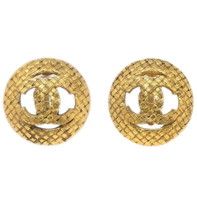 Chanel 1994 Woven CC Cutout Earrings Gold Clip-On 2889 in Gold Woven leather from AMORE Vintage Tokyo