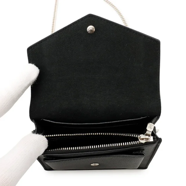Louis Vuitton Pochette My Lockme NoirM69183 Grained Calf Leather Size Mini in Calfskin from GALLERY RARE, photo 8 of 15
