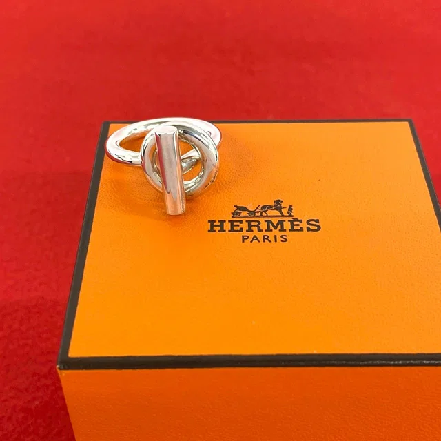 Hermès Echappee Ring 925 Sterling Silver in Silver from The Reluxe