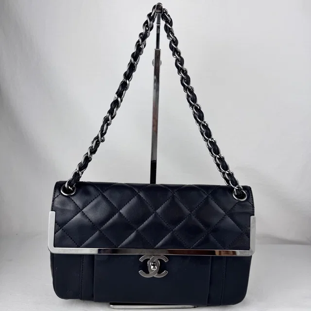 Chanel Coco Mark Matelasse Chain No.11 Shoulder Bag in lambskin leather, Metal, smooth lambskin from Reowned