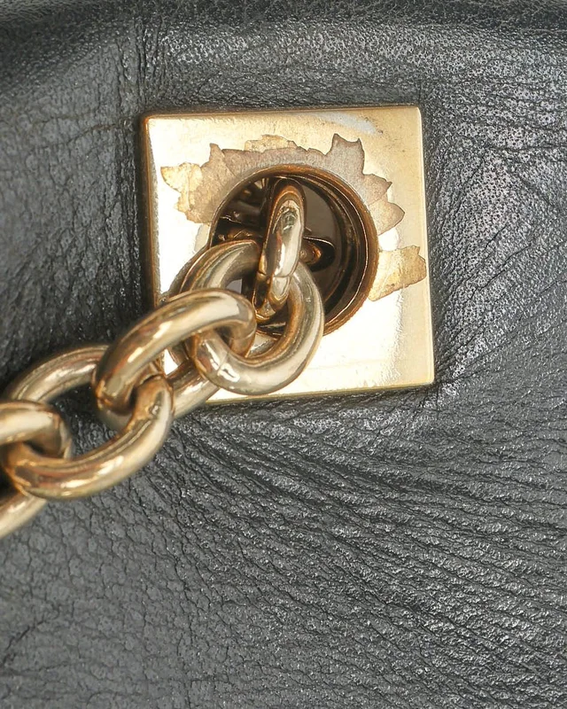 Fendi Maxi Baguette Flap Bag in Leather from A Retro Tale, photo 6 of 8