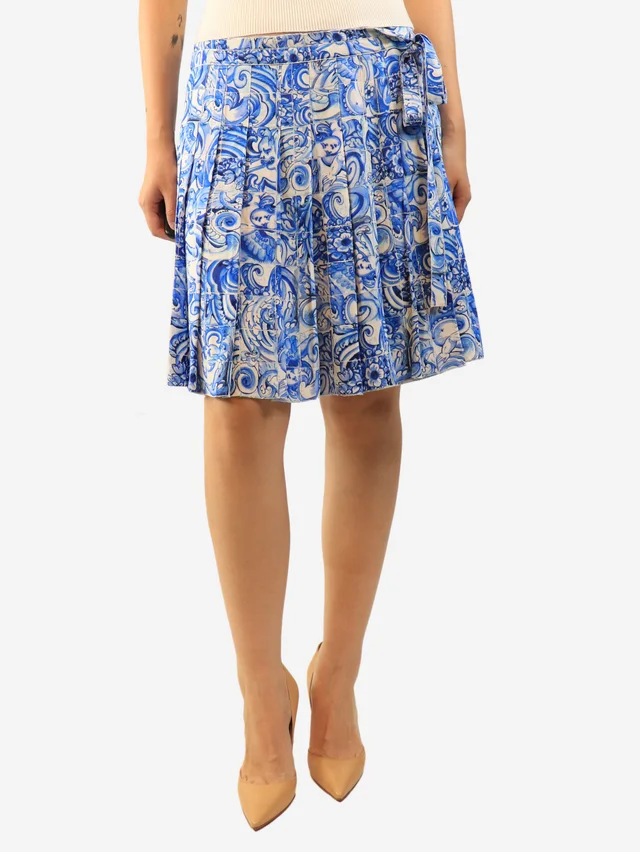 Prada Blue pleated tile-print mini skirt - size UK 12 in Blue from Sign of the Times