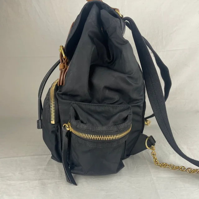 Burberry Nylon Rucksack Backpack in Leather, Metal, Nylon from Reowned, photo 6 of 16