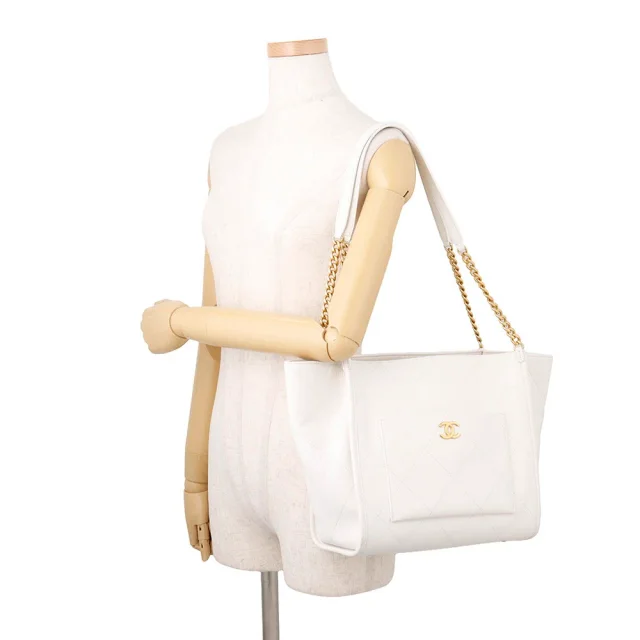 Chanel Stitch Pocket CCTote Bag WhiteAS5417 Caviar Leather in Caviar leather from GALLERY RARE, photo 6 of 19