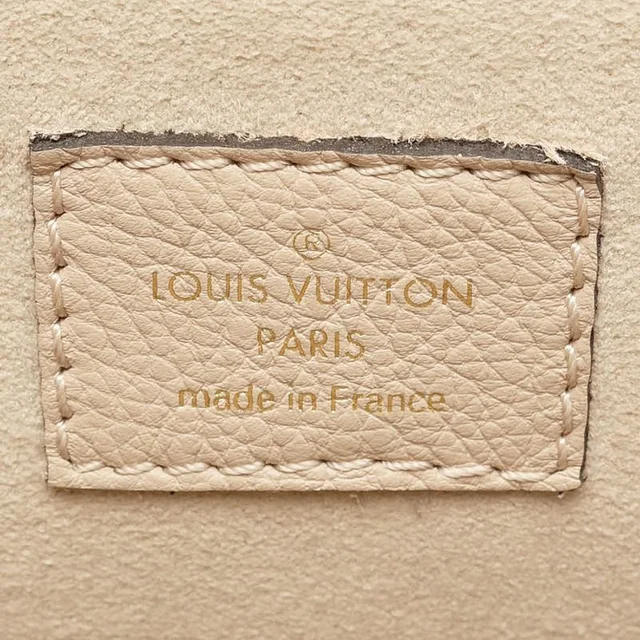 Louis Vuitton Oxford Lockme Bag in Leather from A Retro Tale, photo 6 of 10