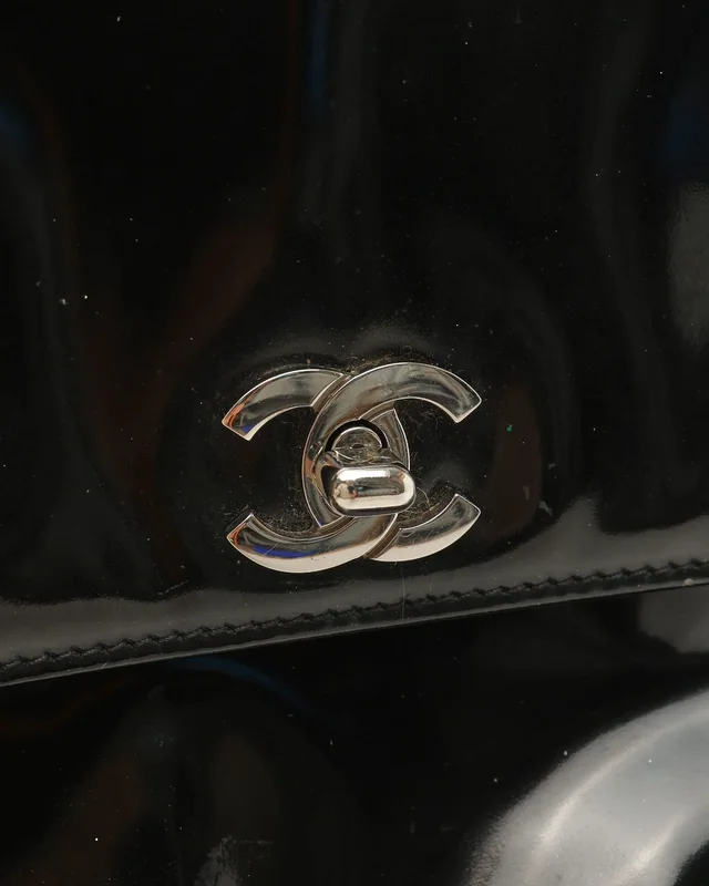 Chanel Patent CC Chain Bag in Patent leather from A Retro Tale, photo 6 of 12