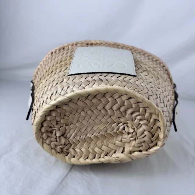 Loewe Drawstring Bucket Bag in Calfskin leather, embossed, palm leaf, raffia from Reowned, photo 7 of 9