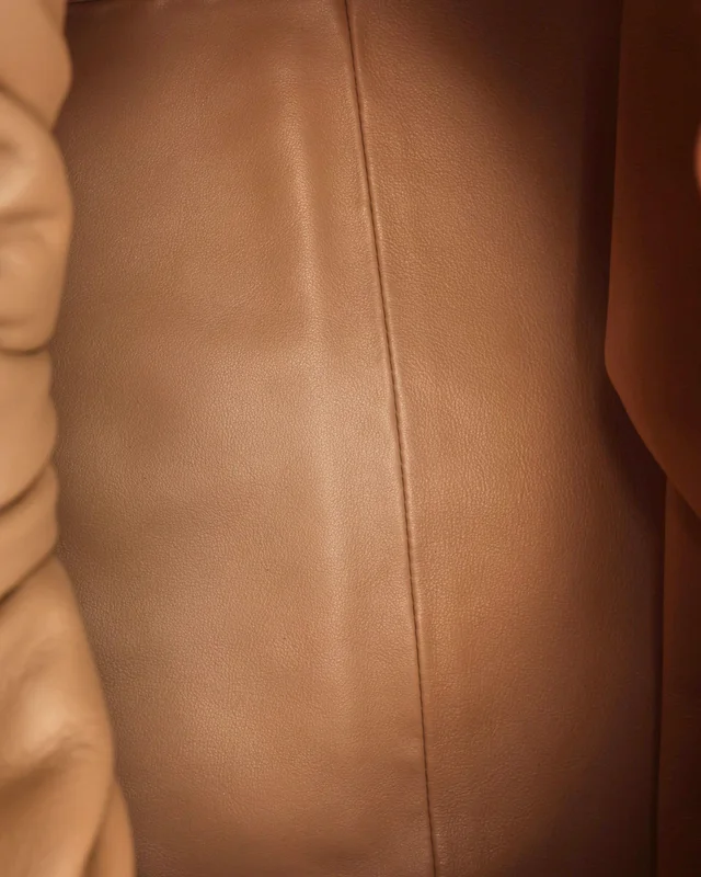 Bottega Veneta Shoulder Pouch Bag in Leather from A Retro Tale, photo 8 of 9