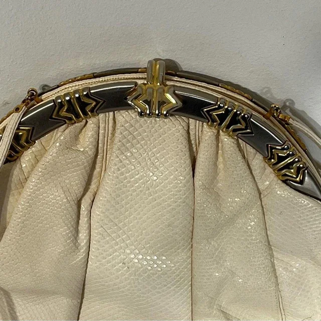 Judith Leiber Women's Bag - Cream in White from Depop, photo 3 of 9