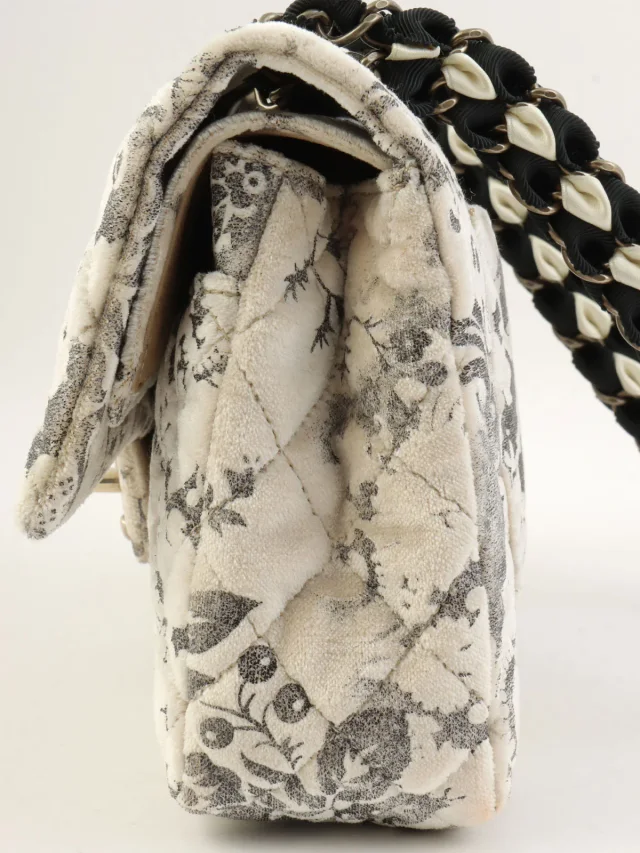 Chanel Circa 2009 Velour Flower Pattern Classic Flap Chain Bag 25cm in Velvet from VINTAGE QOO TOKYO, photo 4 of 20