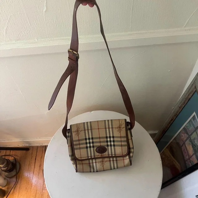 Burberry Women's Crossbody bags - Brown/Tan in red|brown|neutral from Depop, photo 1 of 1