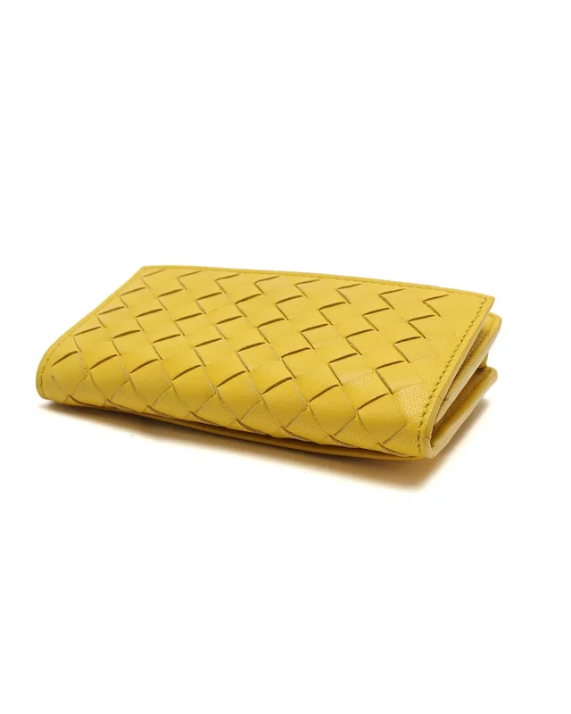 Bottega Veneta Intrecciato Flap Card Holder in Woven leather from A Retro Tale, photo 3 of 5