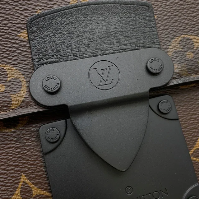 Louis Vuitton SPadlock Sling Bag NoirM45807 Monogram Macassar Canvas in Canvas from GALLERY RARE, photo 13 of 18