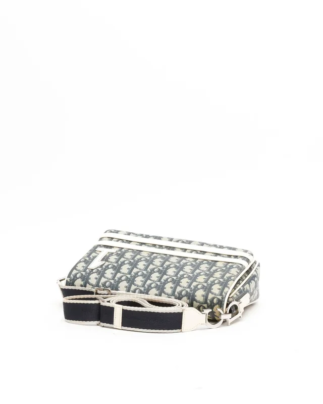 Dior Diorissimo Shoulder Bag in Canvas from A Retro Tale, photo 5 of 10
