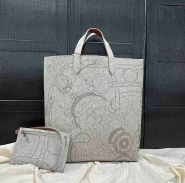Hermès Felt and Leather Equestrian Bag Frame L in Leather from Luxury Promise, photo 1 of 1