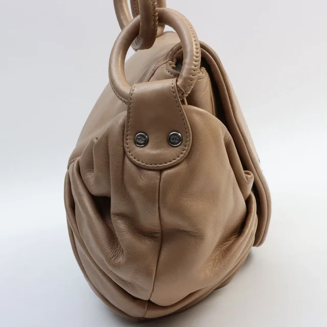 Chanel Around 2004 CC mark plate hoop shoulder bag Beige from VINTAGE QOO TOKYO, photo 2 of 11