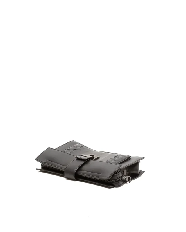 Bottega Veneta Intrecciato Clutch Bag in Woven leather from A Retro Tale, photo 4 of 8