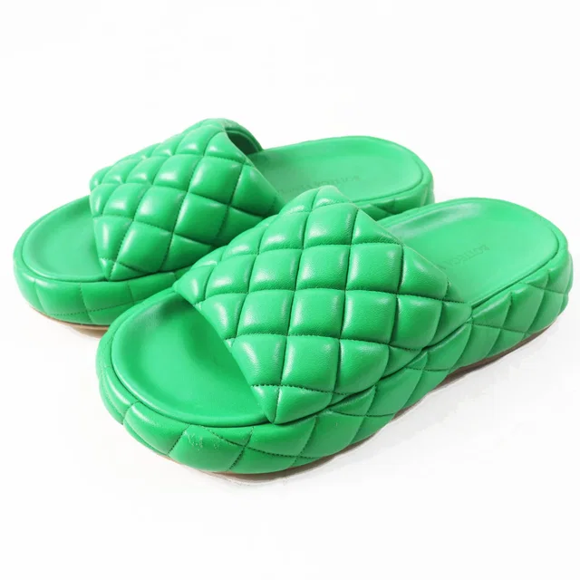 Bottega Veneta Padded quilting Leather Sandals in Leather from LuxUness