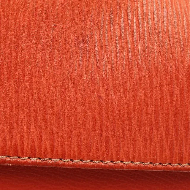 Loewe Velazquez Top Handle Bag in Leather from A Retro Tale, photo 7 of 10