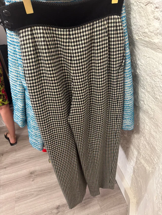 Saint Laurent grey pants in Grey from Luxury Promise