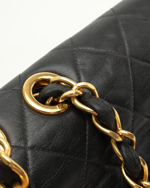 Chanel Classic Maxi Single Flap Bag in Lambskin from A Retro Tale, photo 8 of 12