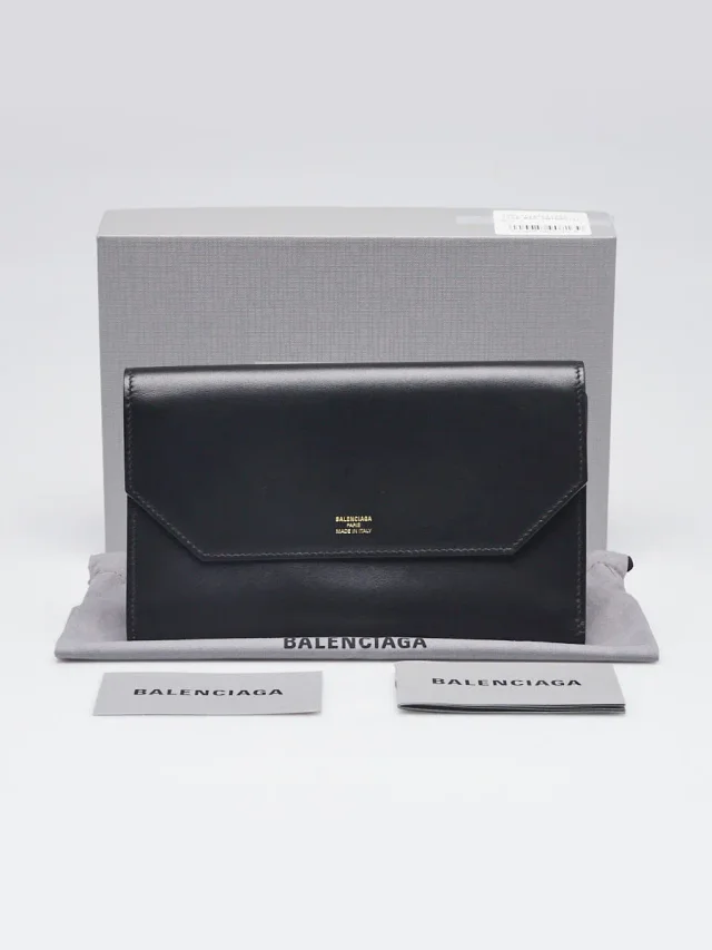 Balenciaga Leather Slim Envelope Wallet in Black Calfskin from Yoogis, photo 2 of 9