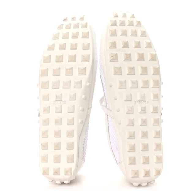 Hermès Crochet Knit Calfskin Kichu Ballet Flats 39 White in White Calfskin from FASHIONPHILE, photo 6 of 9