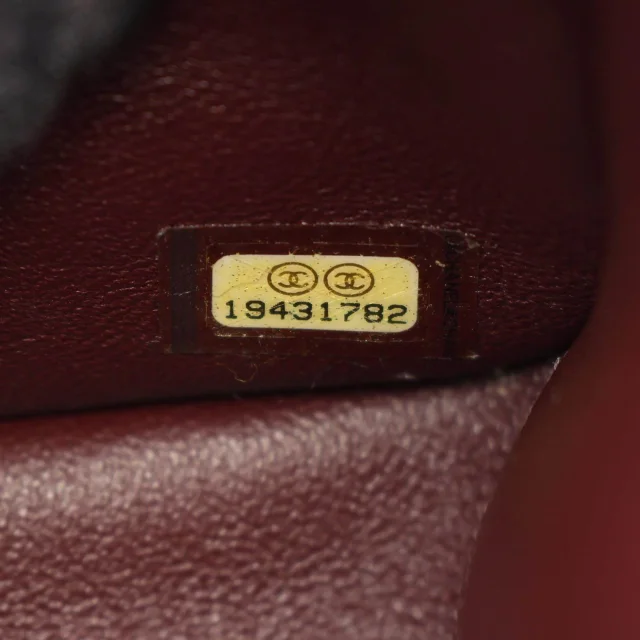 Chanel Classic Lambskin Shoulder Bag in Black Lambskin from LuxUness, photo 5 of 10