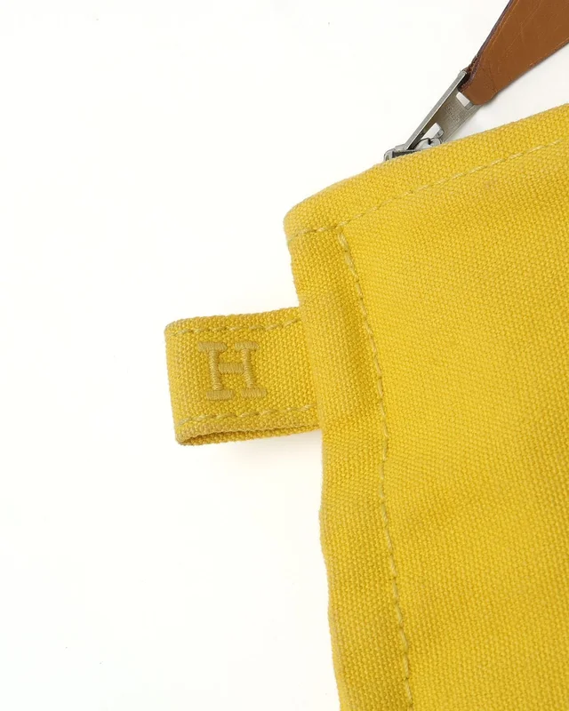 Hermès Toile Bora Pouch in Canvas from A Retro Tale, photo 3 of 4