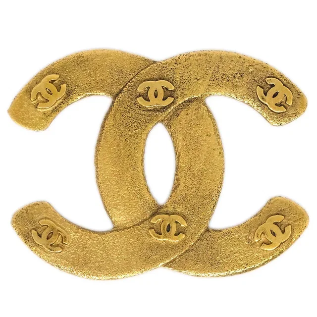 Chanel CC Brooch Pin Gold 29/1264 in Gold from AMORE Vintage Tokyo