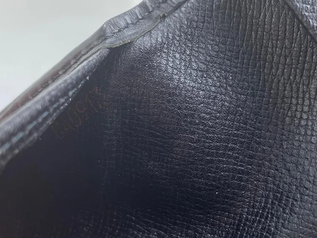 Louis Vuitton Black Epi Noir Long Bifold Card Wallet Brazza in Black from Bagriculture